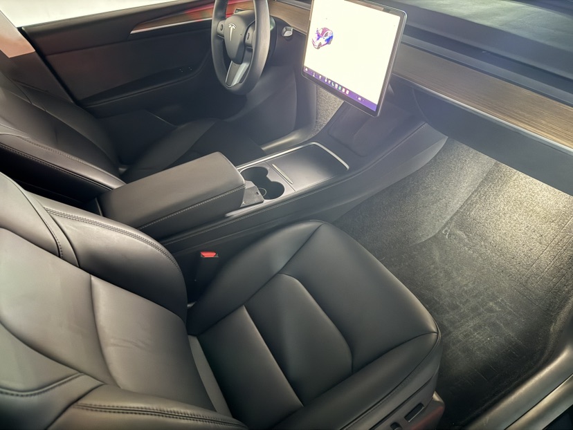 Tesla Model Y 2022 #5 Tesla Model Y 2022 car image #5