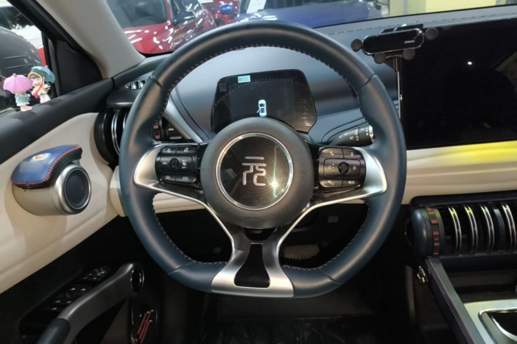 BYD Yuan Plus 2022 #15 BYD Yuan Plus 2022 car image #15