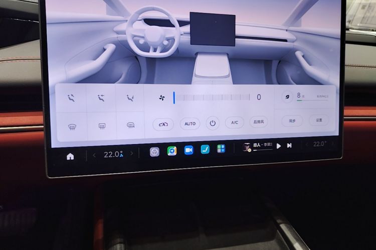 MI SU7 2025 immagine di auto #13