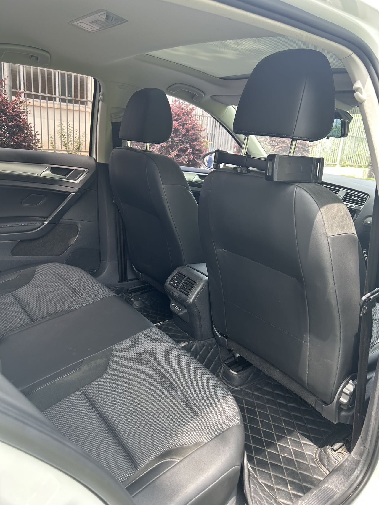 Volkswagen Golf 2019 #9 Volkswagen Golf 2019 car image #9