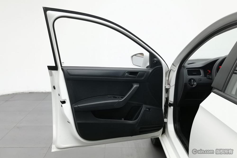Volkswagen Santana 2015 #21 Volkswagen Santana 2015 car image #21
