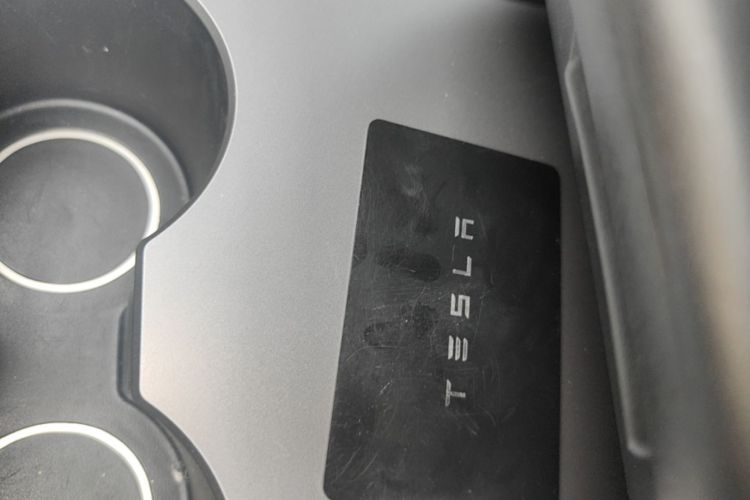 Tesla Model Y 2022 #9 Tesla Model Y 2022 car image #9