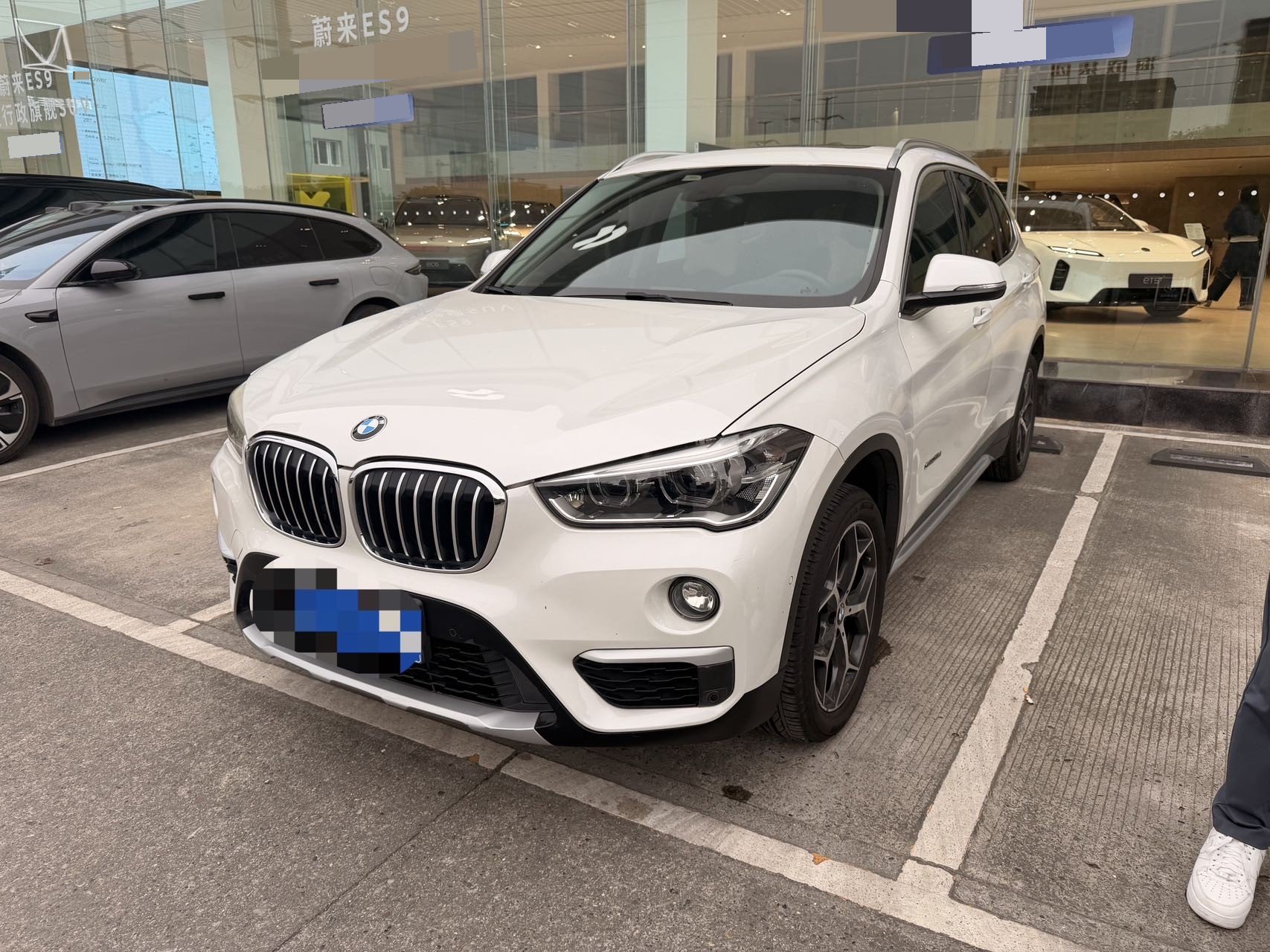 BMW X1 2017 BMW X1 2017 car image