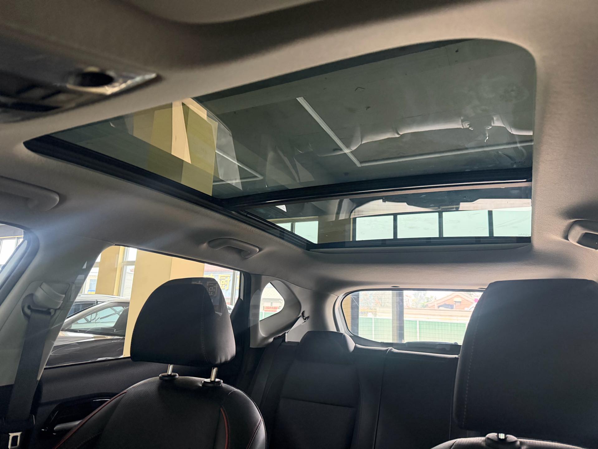 Kia Seltos 2023 car image #15