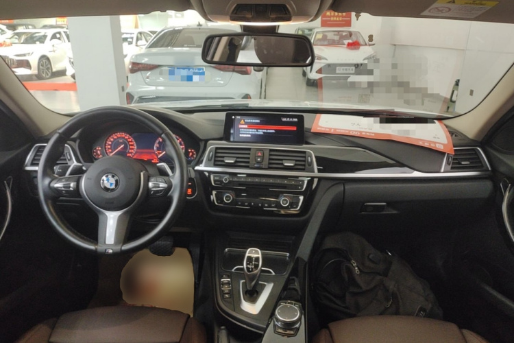 BMW 3 Series 2018 #10 BMW 3 Series 2018 car image #10