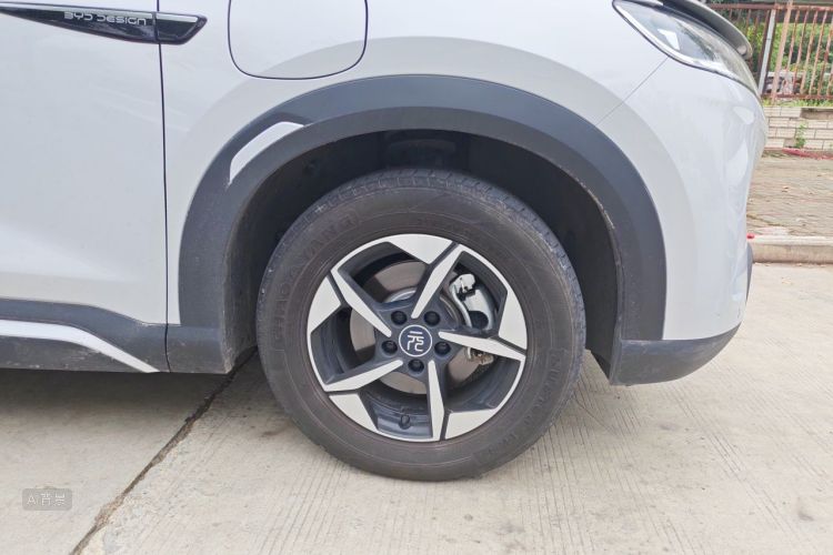 BYD YuanUP 2024 car image #9