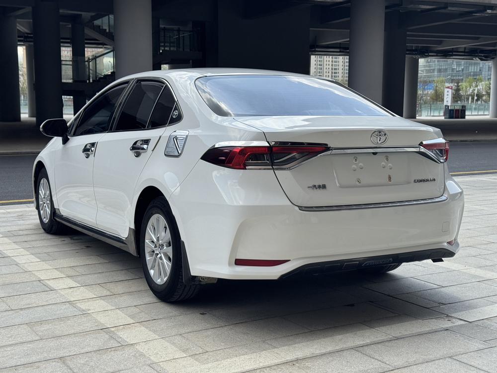 Toyota Corolla 2021 #5 Toyota Corolla 2021 صورة سيارة #5