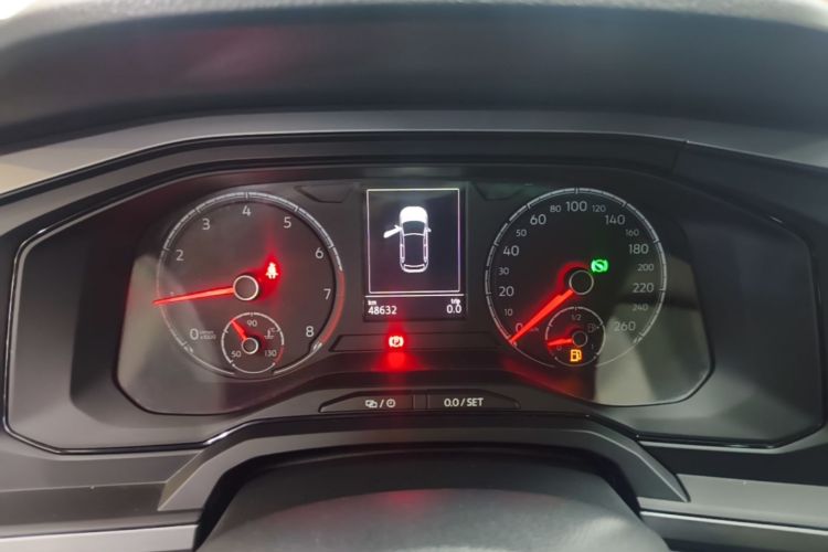 Volkswagen Polo 2021 car image #16