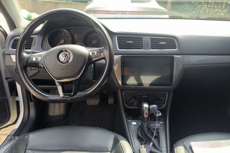 Volkswagen Lavida 2018 car image #11