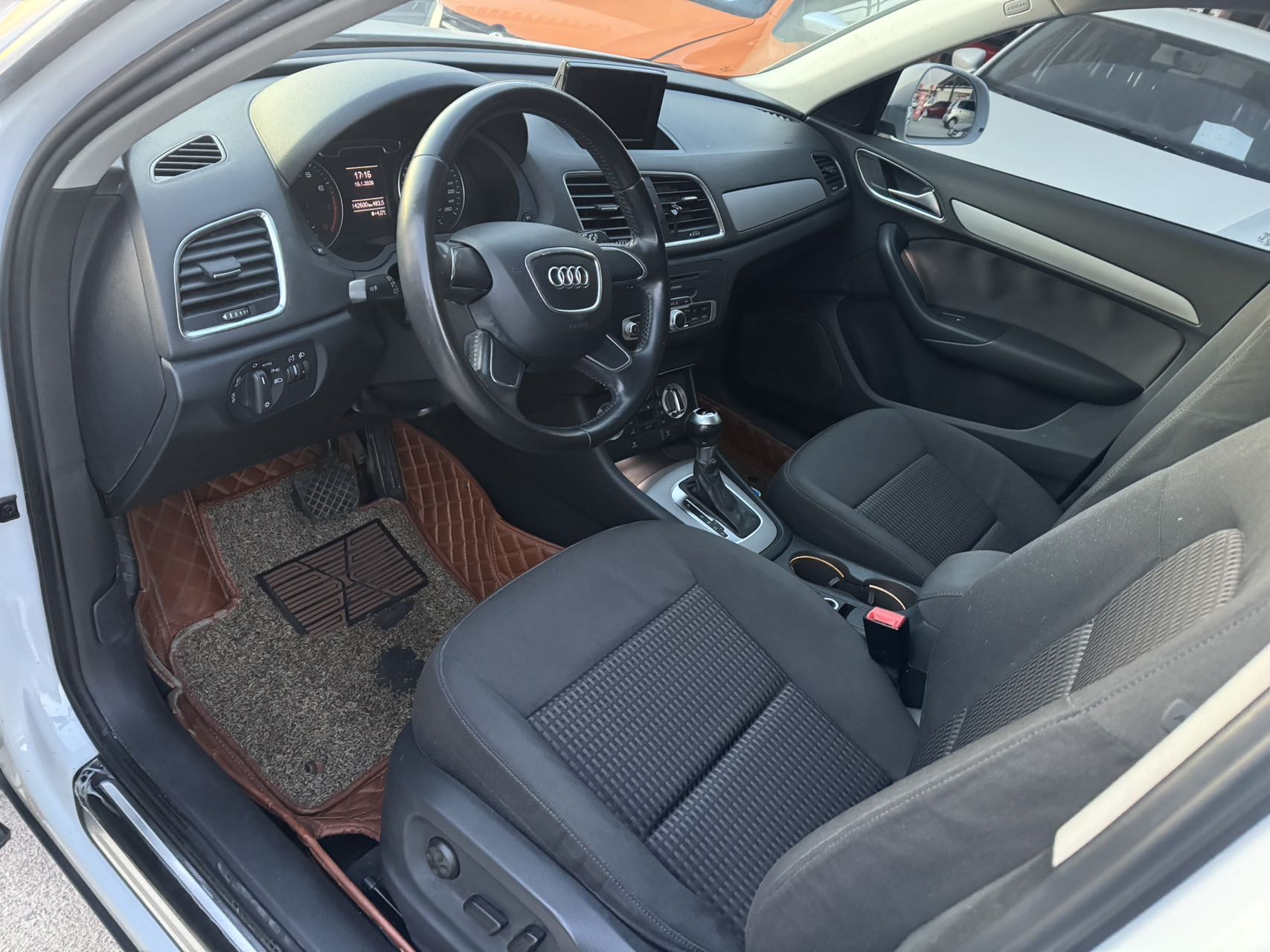 Audi Q3 2014 #8 Audi Q3 2014 car image #8