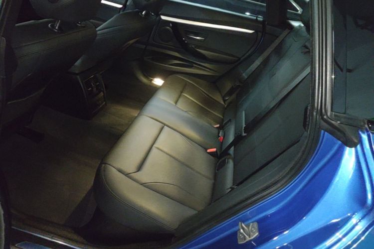 BMW 3 Series GT 2021 car image #13