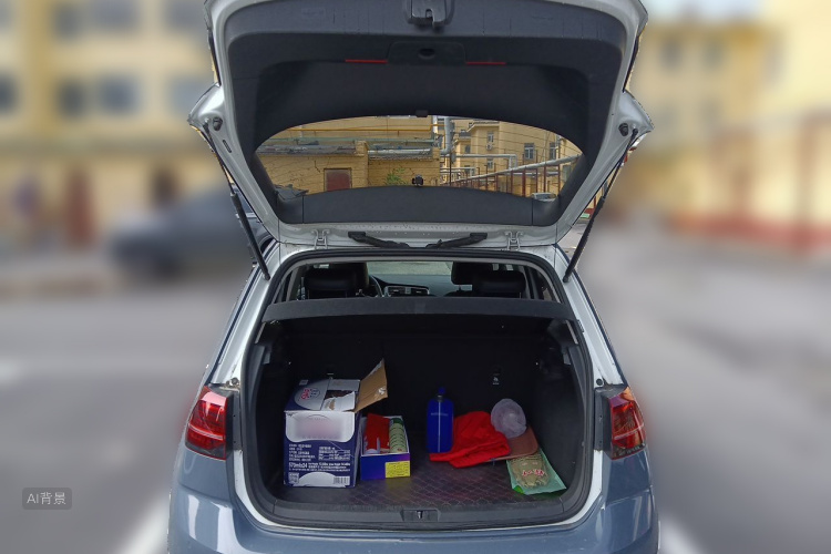 Volkswagen Golf 2019 car image #21