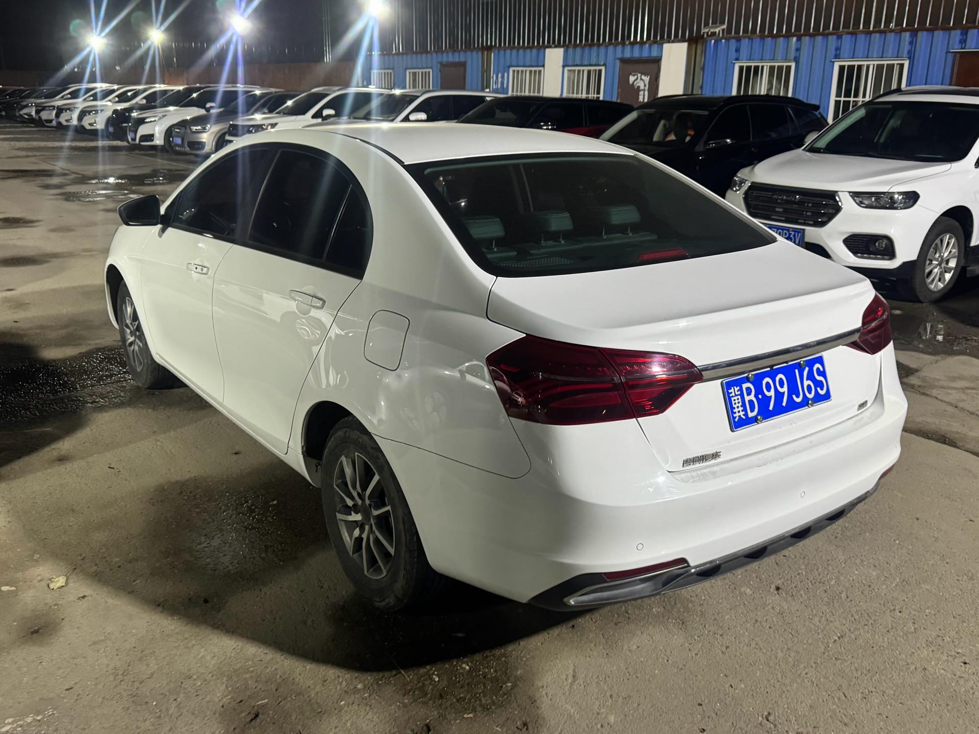 GEELY Emgrand 2020 car image #6