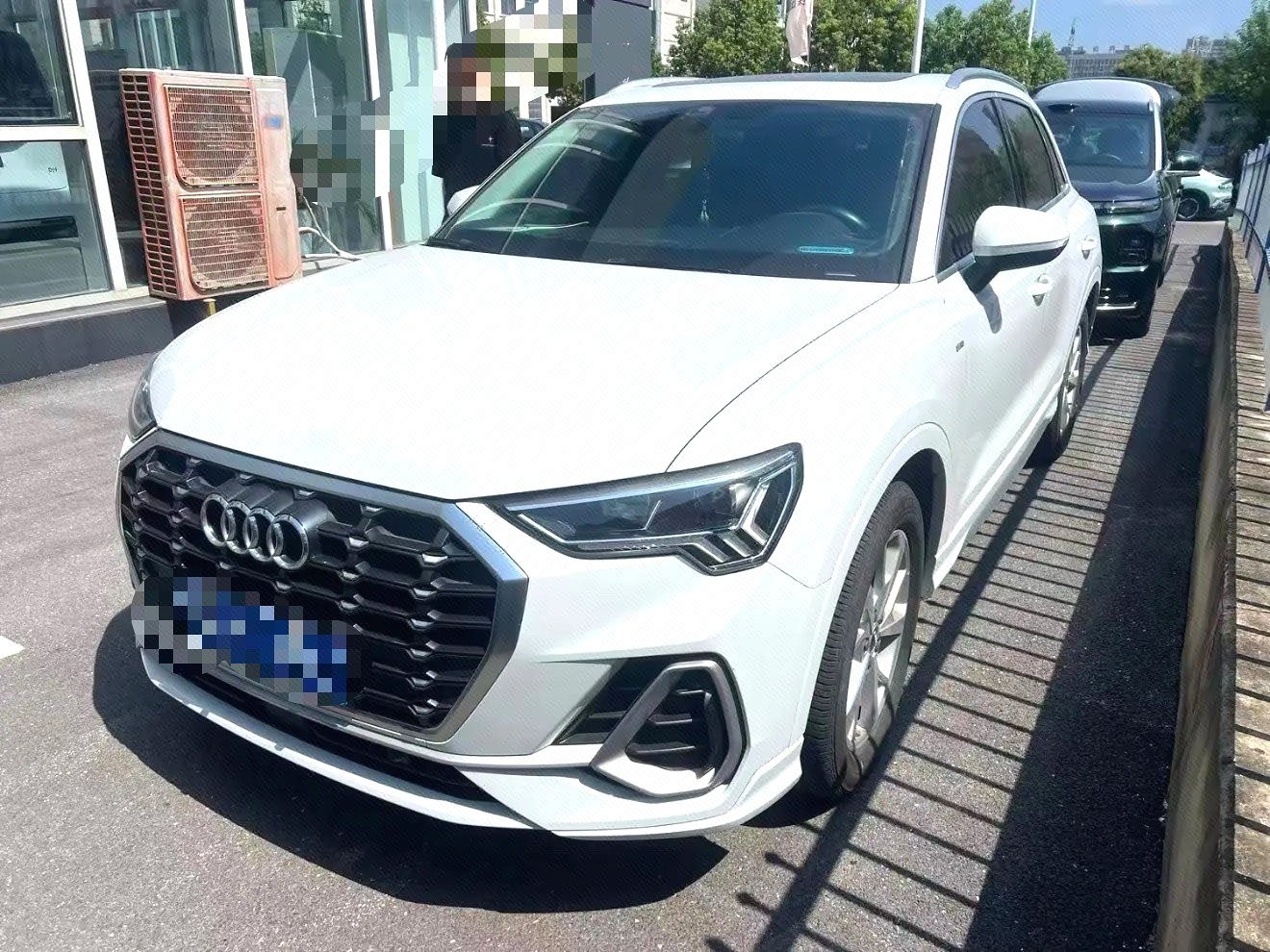 2020 2020 car image