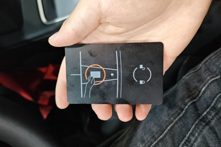 Tesla Model 3 2021 car image #9