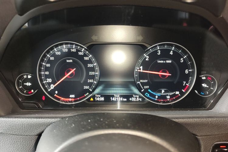 BMW 3 Series 2017 #12 BMW 3 Series 2017 car image #12