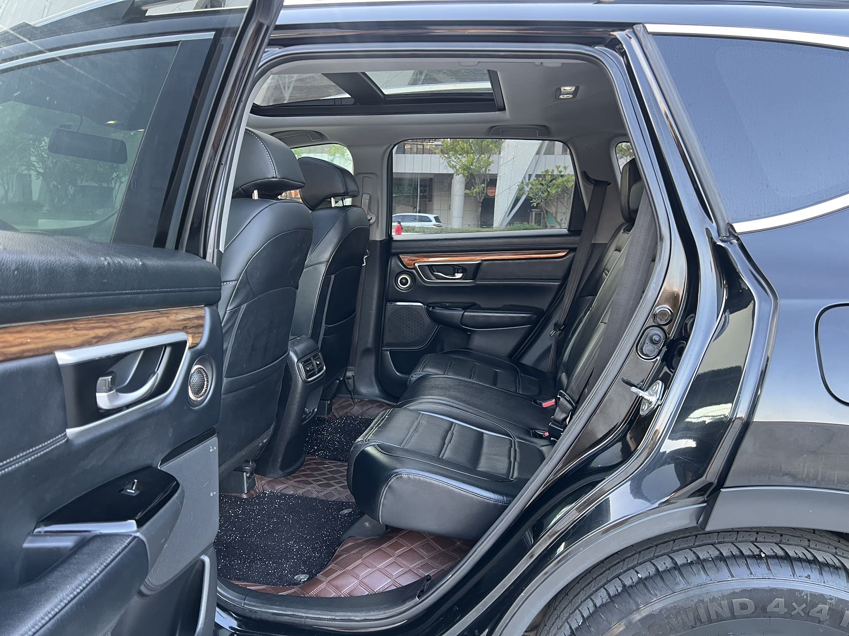 Honda CR-V 2019 car image #9