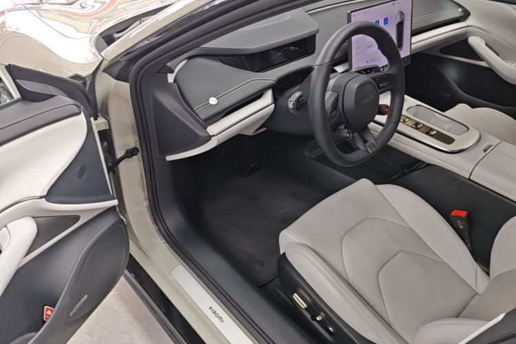 MI SU7 2024 car image #12