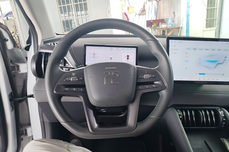 BYD Yuan Plus 2025 #15 BYD Yuan Plus 2025 car image #15