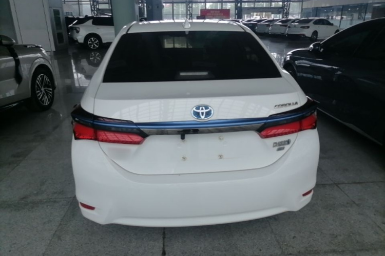 Toyota Corolla Hybird E+ 2021 immagine di auto #6