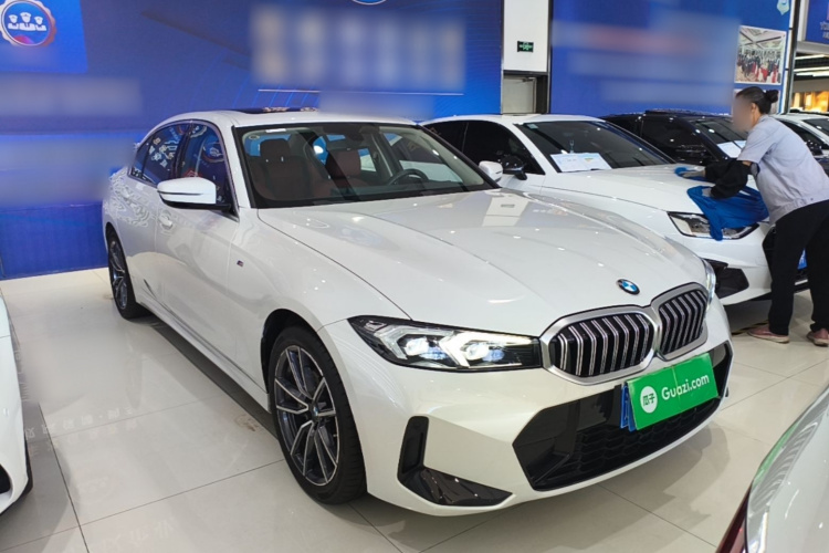 BMW 3 Series 2023 car image #6