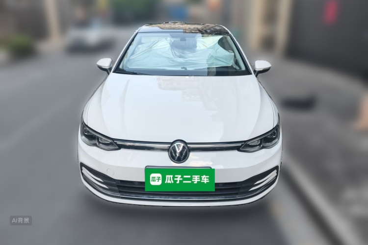Volkswagen Golf 2021 car image #3
