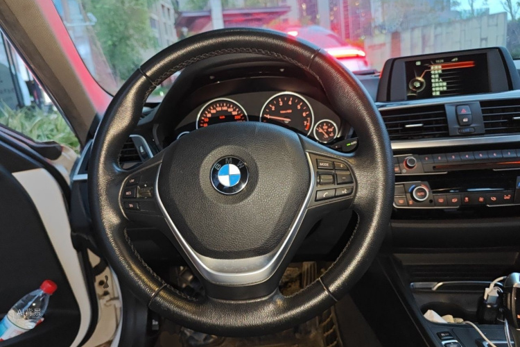 BMW 3 Series 2017 #12 BMW 3 Series 2017 car image #12