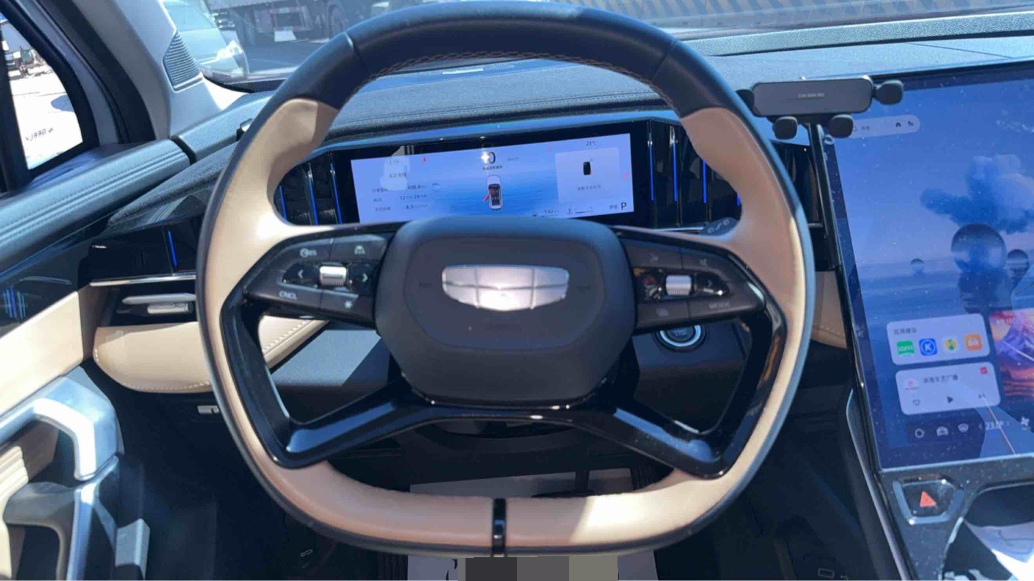 GEELY Boyue L 2023 изображение автомобиля #13