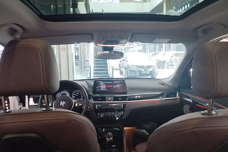 BMW X1 2021 car image #18