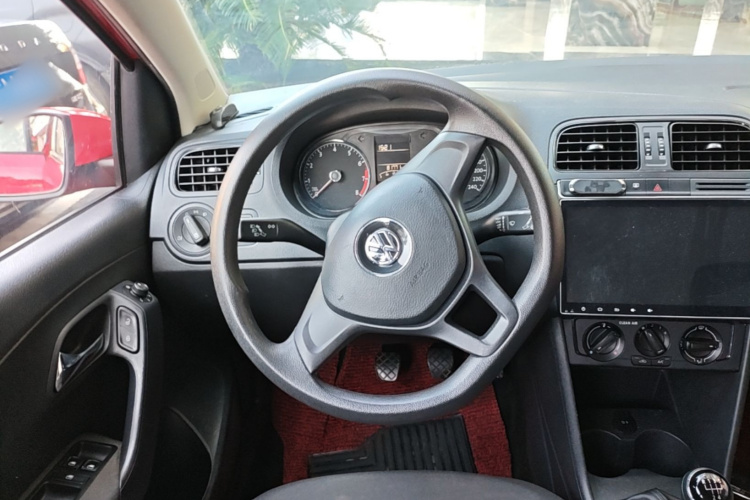 Volkswagen Polo 2016 #11 Volkswagen Polo 2016 car image #11