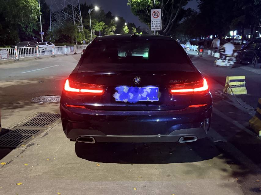 BMW 3 Series 2022 immagine di auto #6