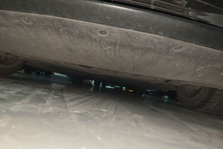 Tesla Model 3 2020 car image #30