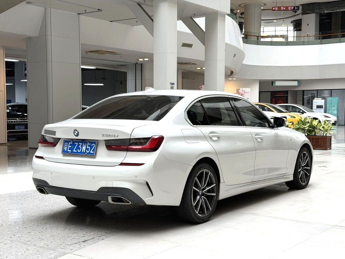 BMW 3 Series 2022 #7 BMW 3 Series 2022 car image #7