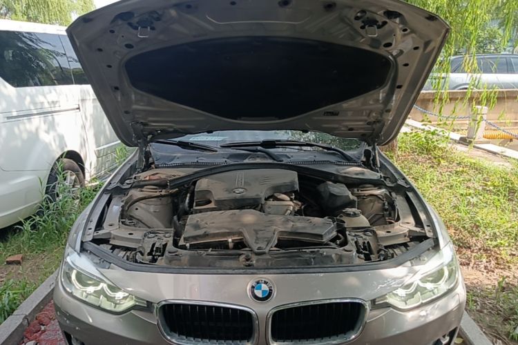 BMW 3 Series 2017 #22 BMW 3 Series 2017 car image #22