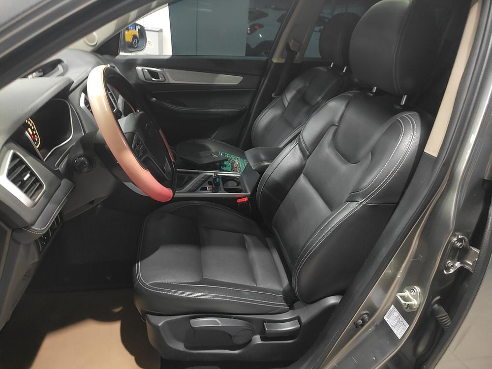 GEELY Vision X6 2018 car image #10