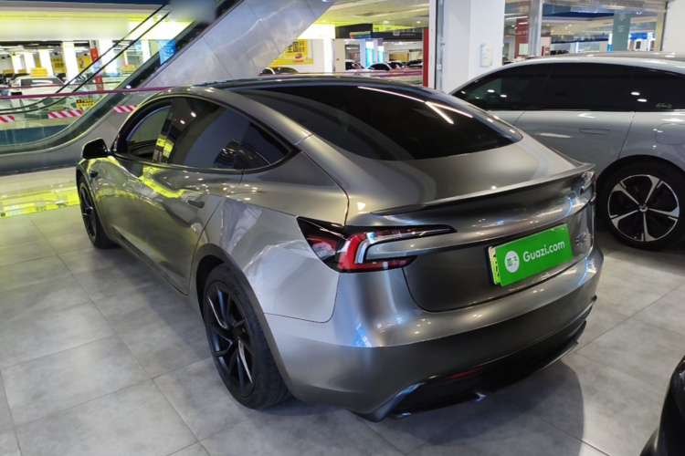 Tesla Model 3 2024 #5 Tesla Model 3 2024 car image #5