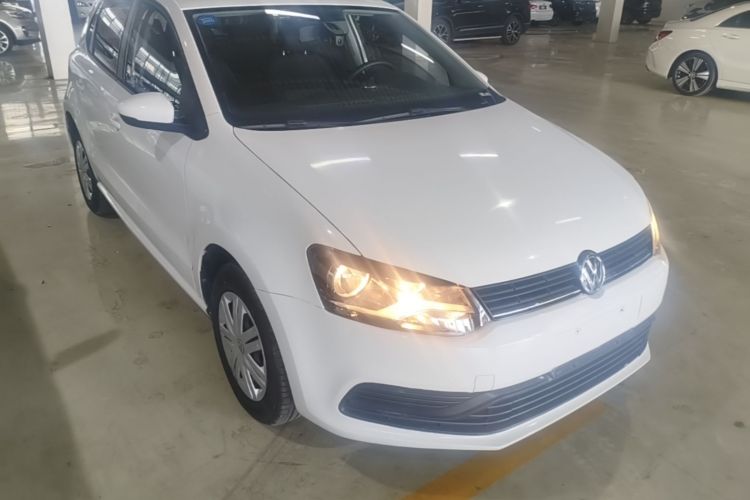 Volkswagen Polo 2017 car image #4