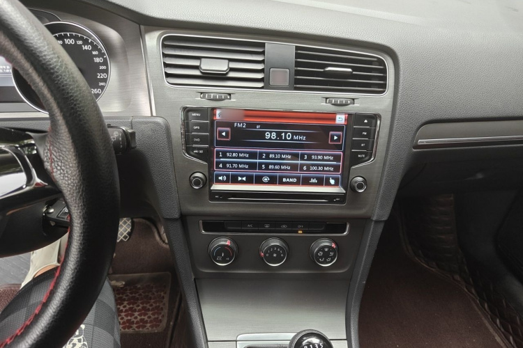Volkswagen Golf 2017 #17 Volkswagen Golf 2017 car image #17