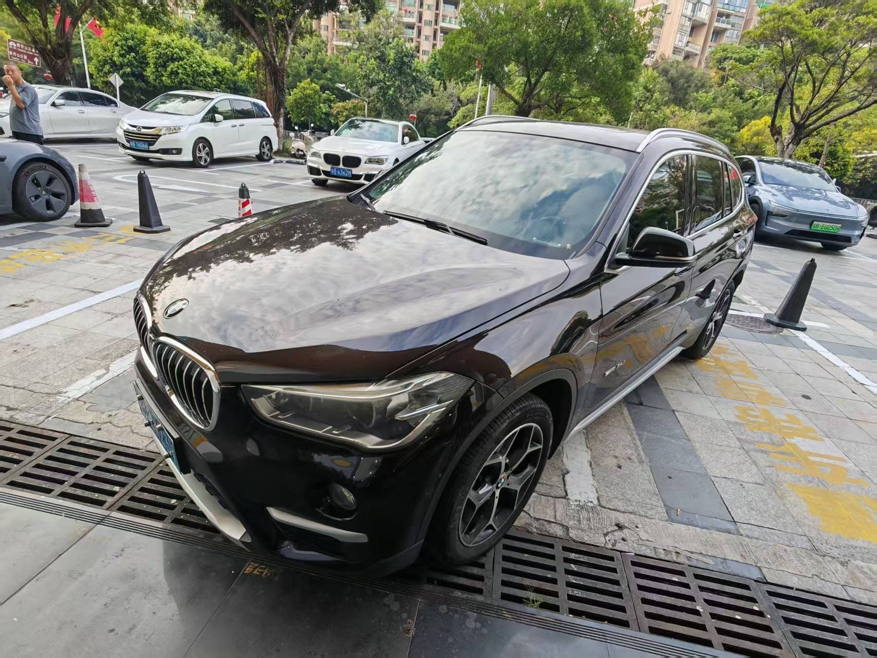 2017 2017 car image