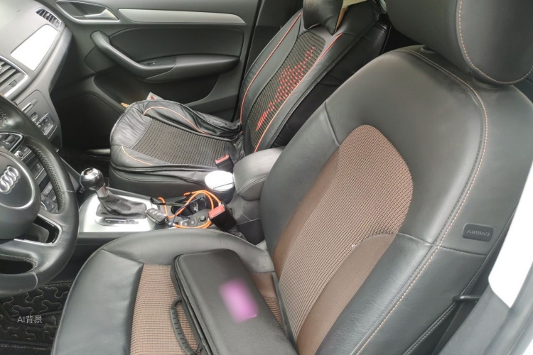 Audi Q3 2017 car image #17