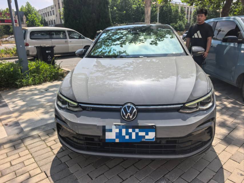 Volkswagen Golf 2023 #2 Volkswagen Golf 2023 car image #2