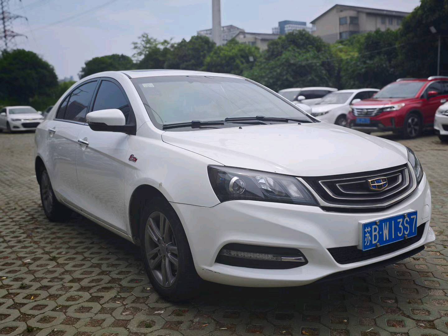 GEELY Emgrand 2018 #3 GEELY Emgrand 2018 car image #3
