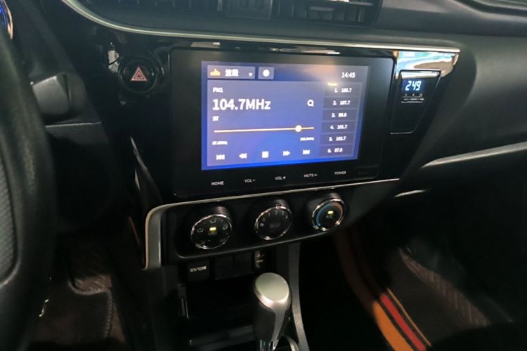 Toyota Corolla 2019 car image #17
