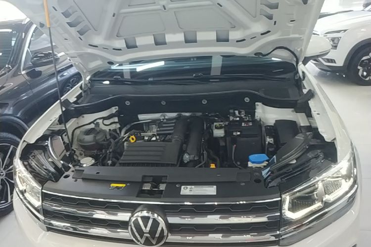 Volkswagen Tharu 2019 #20 Volkswagen Tharu 2019 car image #20