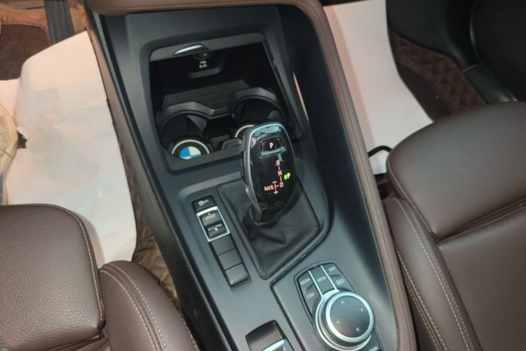 BMW X1 2021 imagen de coche #14
