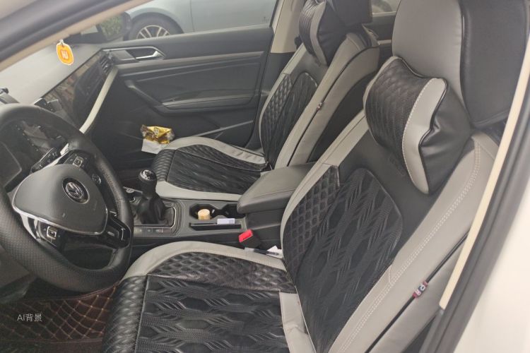 Volkswagen Lavida 2019 car image #17
