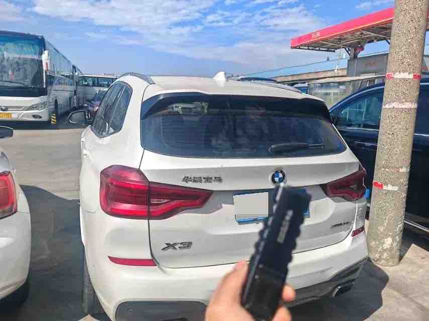 BMW X3 2019 car image #3