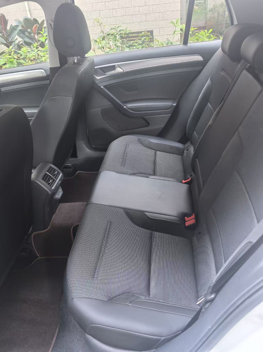 Volkswagen Golf 2019 #5 Volkswagen Golf 2019 car image #5