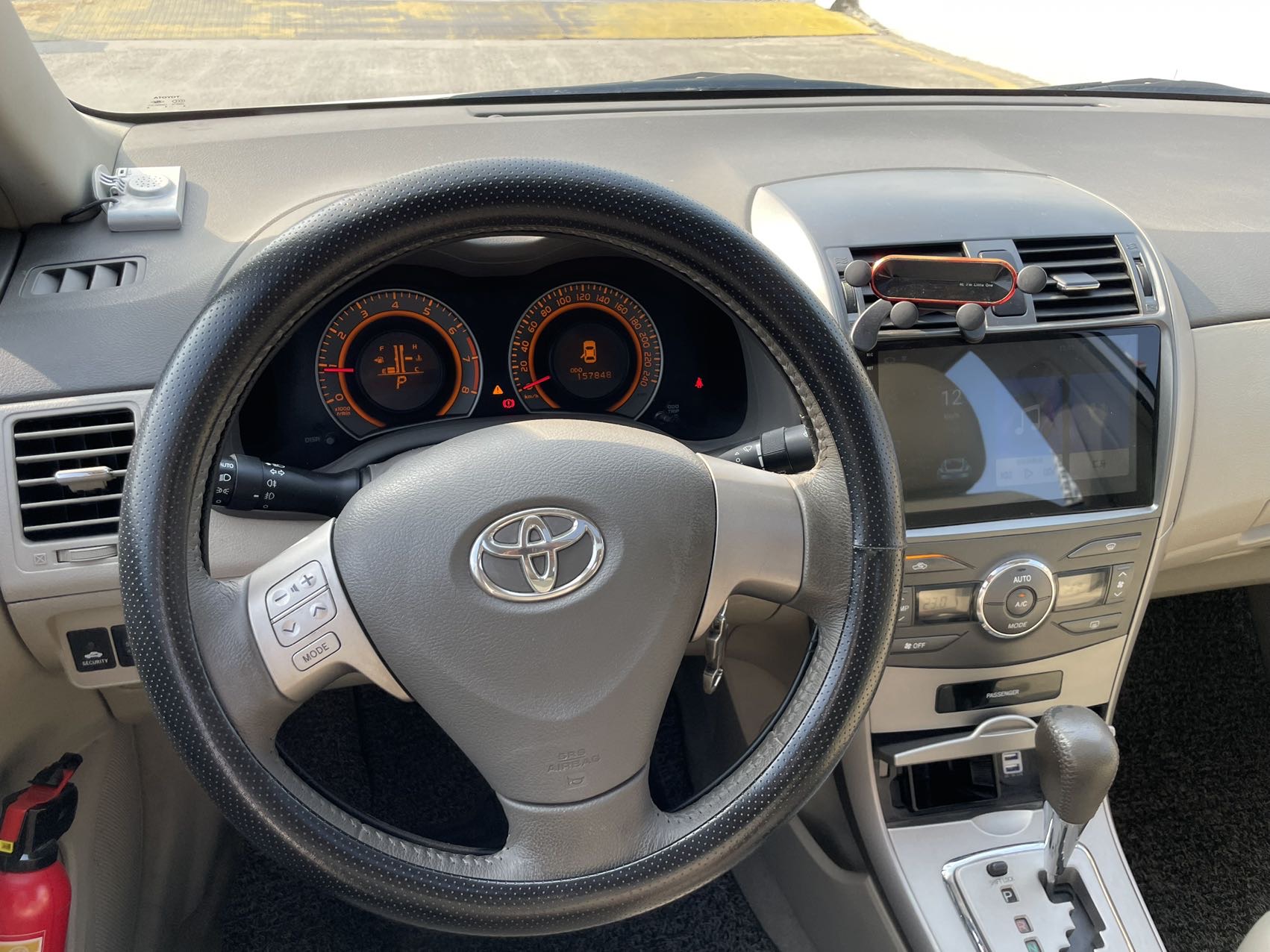 Toyota Corolla 2010 car image #9