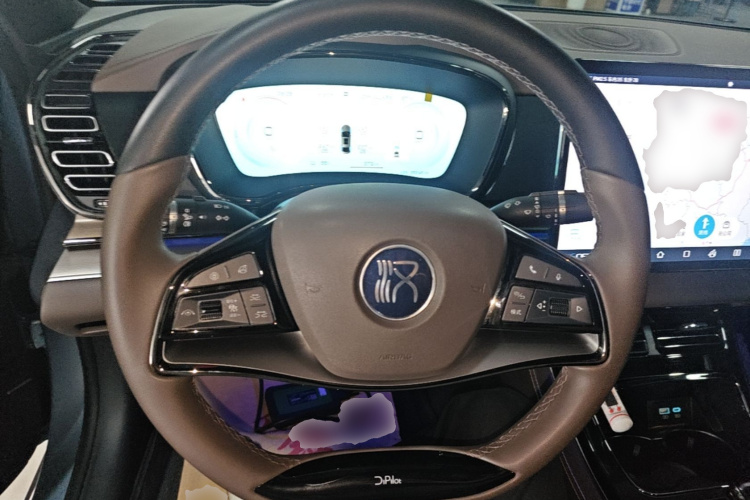 BYD Han 2023 car image #11